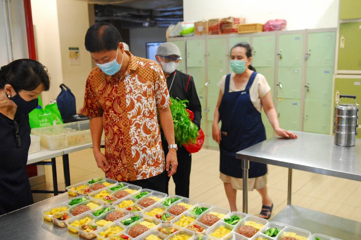 Tantangan 21 Hari Diet Nabati Utuh: Tim Dapur Tzu Chi Center yang Luar Biasa