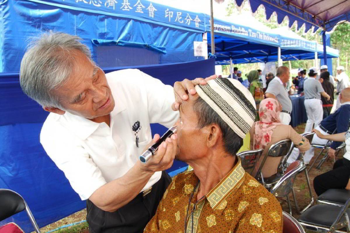 Pelayanan Kesehatan Tzu Chi di Waduk Jatigede