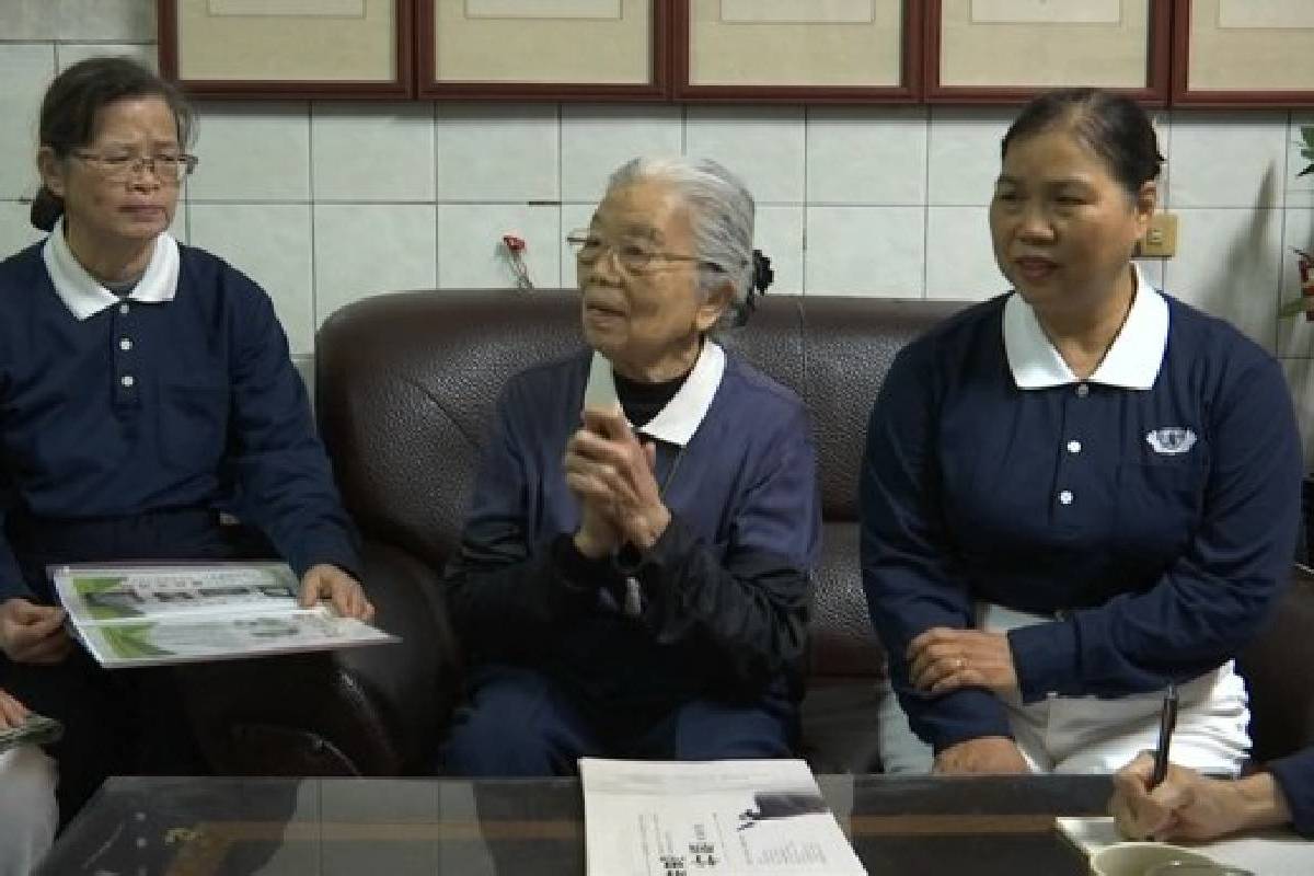 Ceramah Master Cheng Yen: Bersumbangsih di Tengah Masyarakat dengan Kesadaran Cemerlang