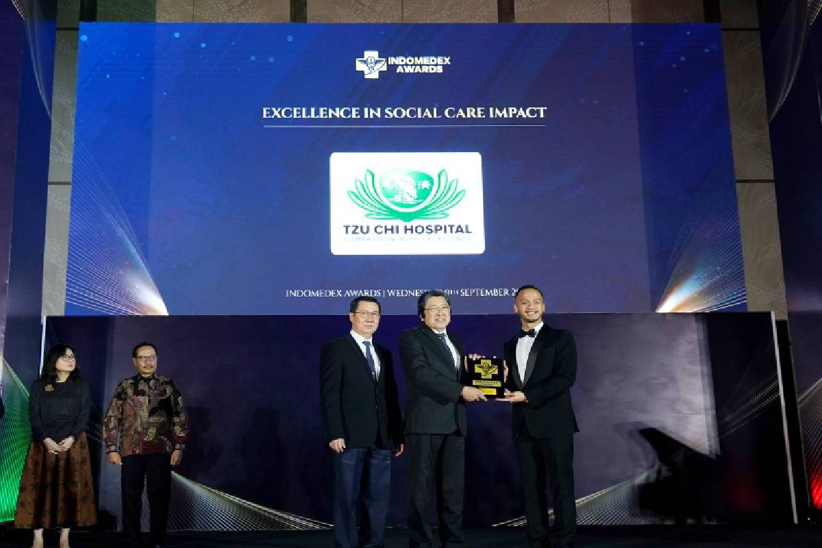 Tzu Chi Hospital Raih Penghargaan Excellence in Social Care Impact