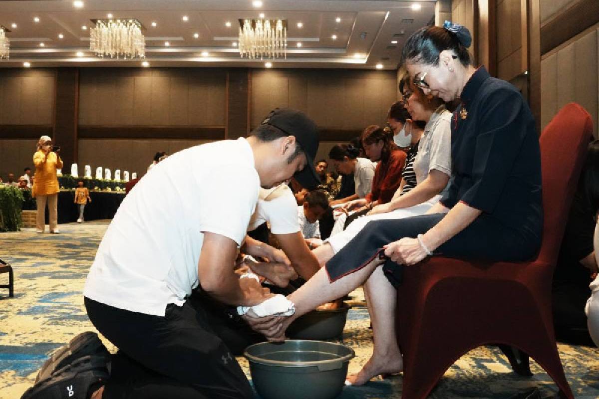 Perayaan Waisak di Tzu Chi Biak:  Doa Bersama, Pelestarian Lingkungan, dan Aksi Kemanusiaan 