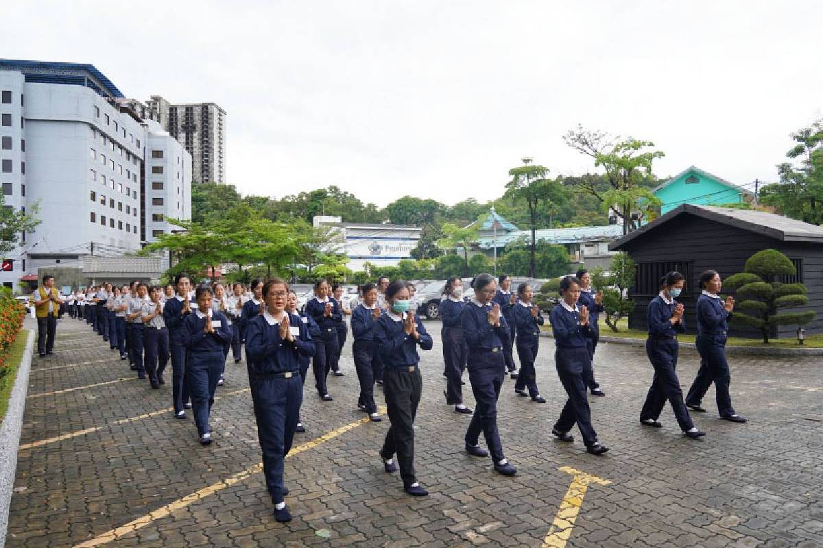 Sujud Memancarkan Rasa Syukur