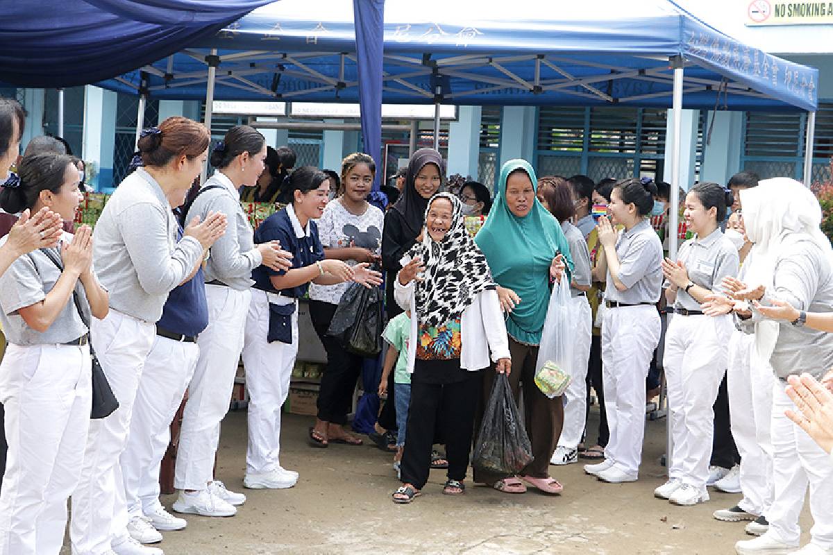 Satu Paket Cinta Kasih, Menciptakan Seribu Senyuman