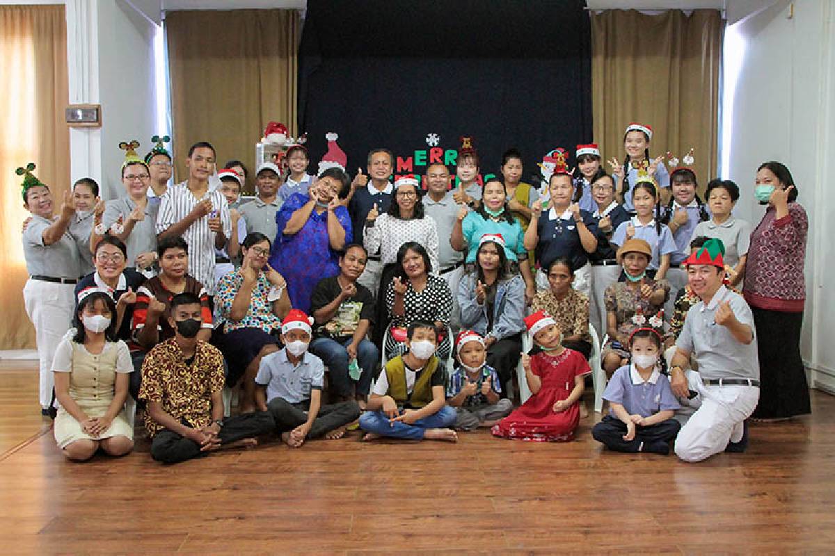 Menyambut Natal Dengan Cinta Kasih