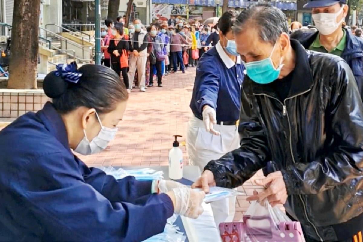 Ceramah Master Cheng Yen: Mempelajari Ajaran Buddha dengan Terjun ke Tengah Masyarakat