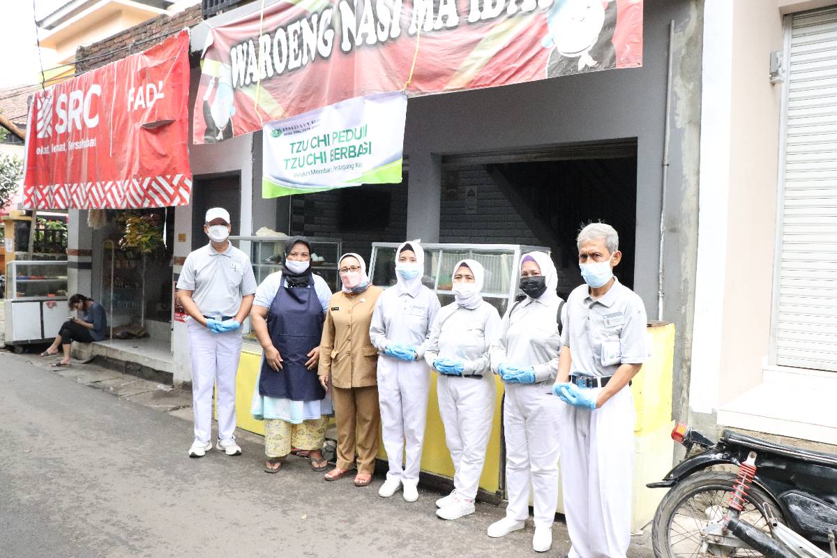 Tzu Chi Peduli Tzu Chi Berbagi di Kota Bandung