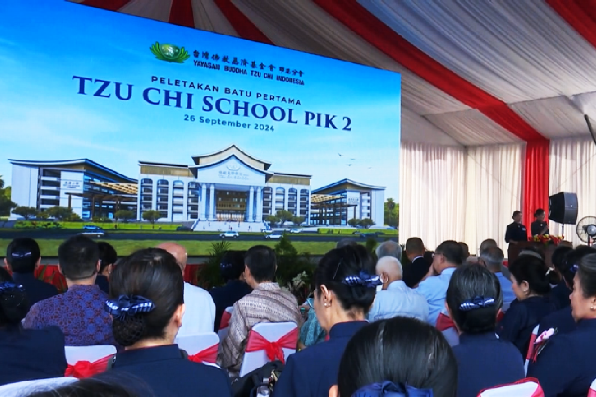 Ceramah Master Cheng Yen: Terus Melangkah Maju untuk Menciptakan Berkah bagi Dunia