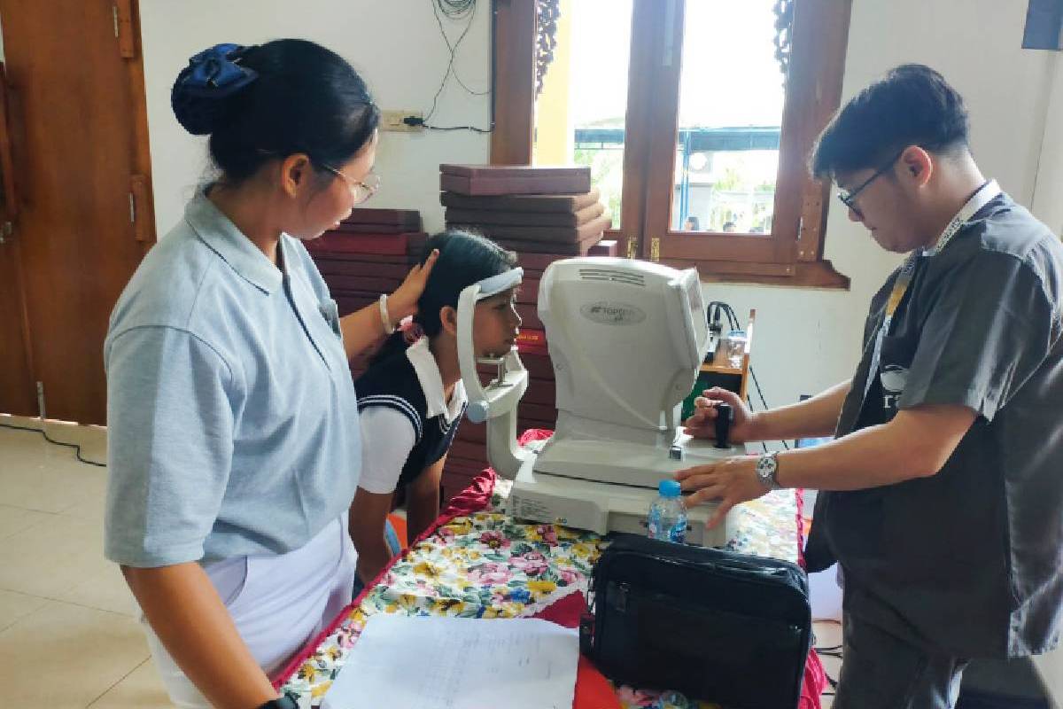 Menatap Masa Depan Lebih Jelas