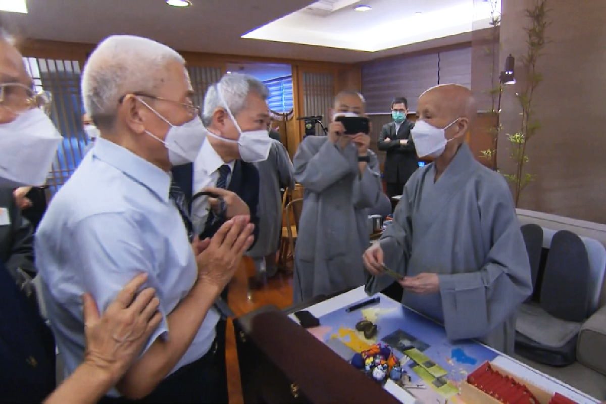 Ceramah Master Cheng Yen: Menolong Semua Makhluk dengan Keyakinan, Ikrar, dan Praktik Nyata   