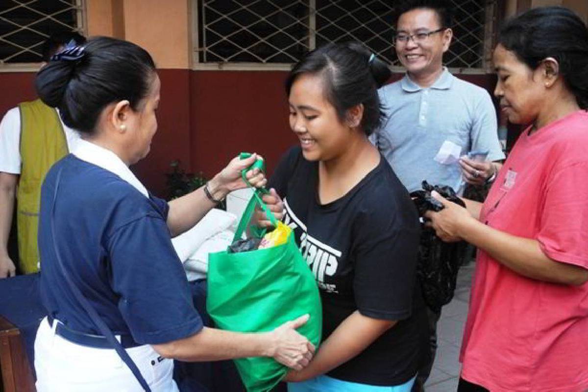 Paket Lebaran: Berbagi di Hari Nan Fitri