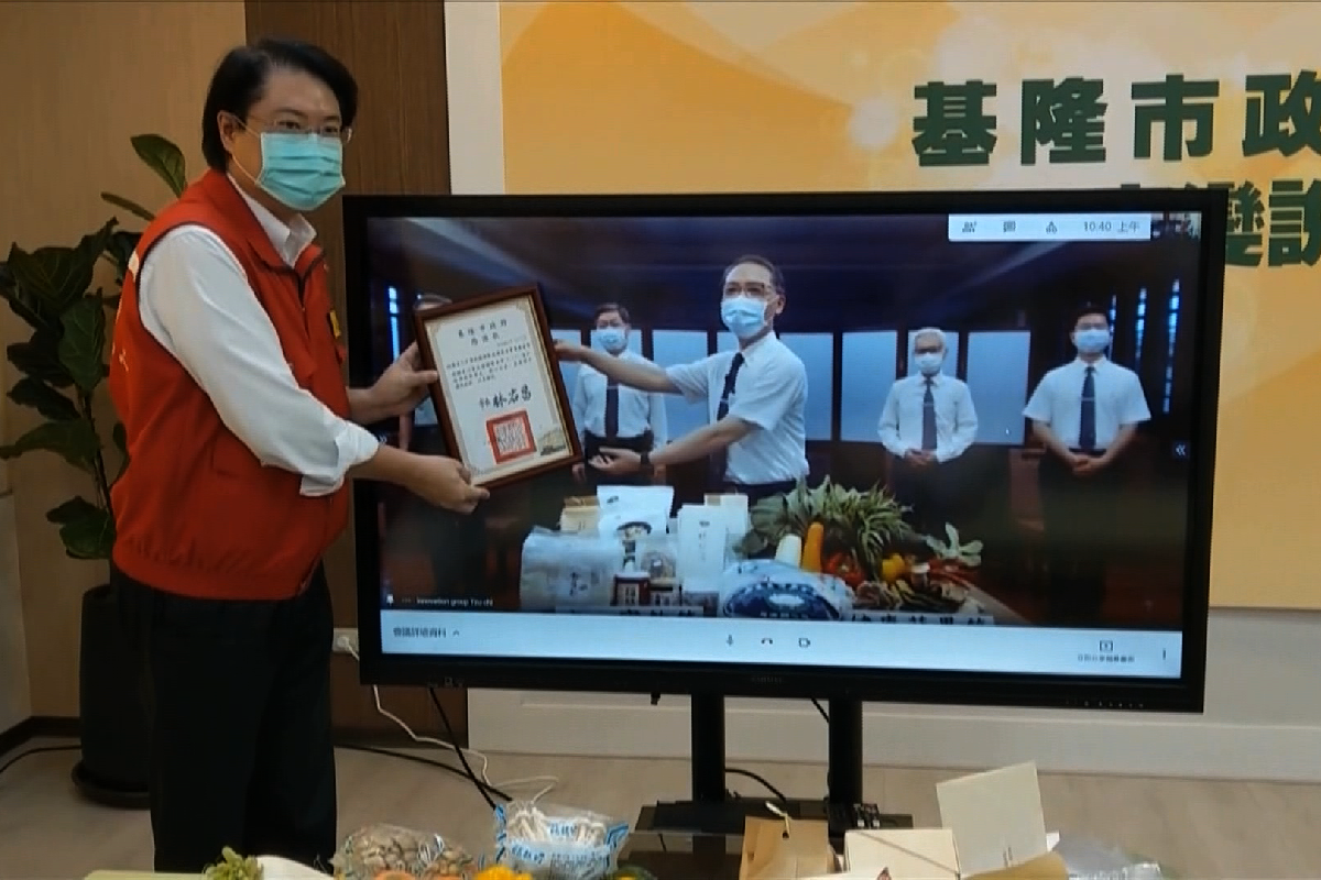 Ceramah Master Cheng Yen: Melenyapkan Kabut Hitam dengan Energi Kebaikan