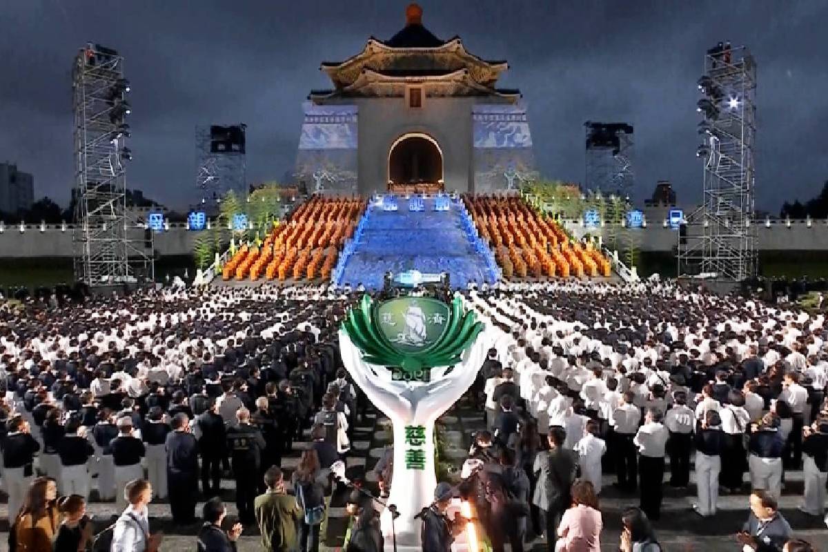 Ceramah Master Cheng Yen: Menyebarkan Dharma dan Saling Mendukung