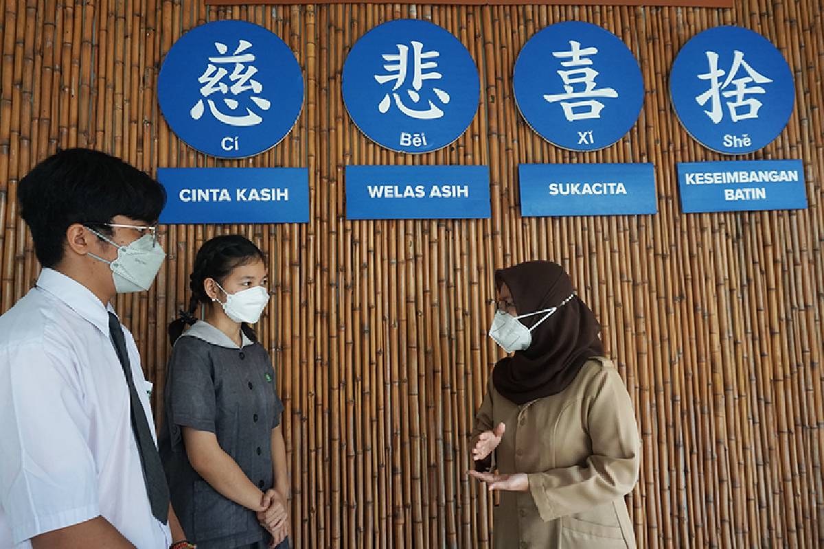 Raih Beasiswa Kuliah, Jovanka dan Derick Siap Menimba Ilmu di Taiwan