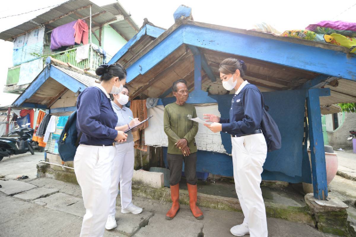 Lanjutkan Harapan Melalui Program Bebenah Kampung Tahap ke-7 di Kamal Muara