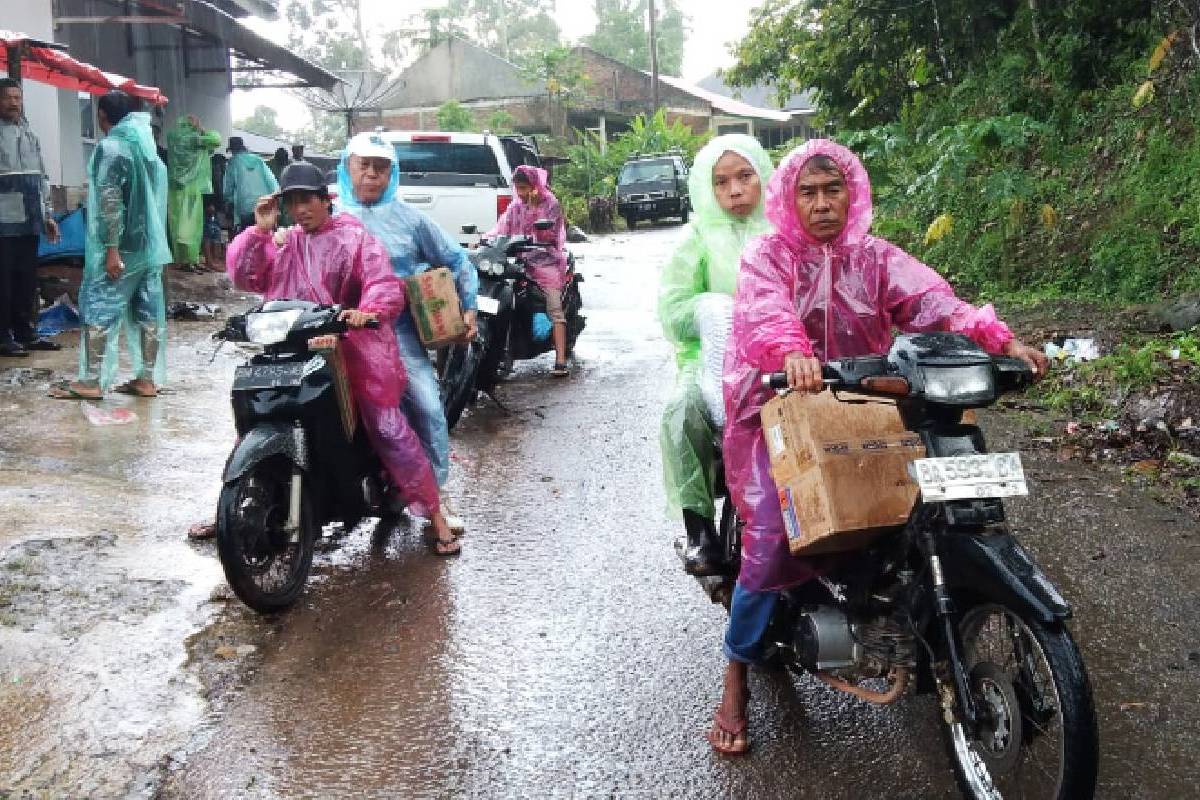 Bantuan Bencana Banjir di Sumatera: Bantuan Tahap Pertama untuk Lima Jorong di Kabupaten Agam