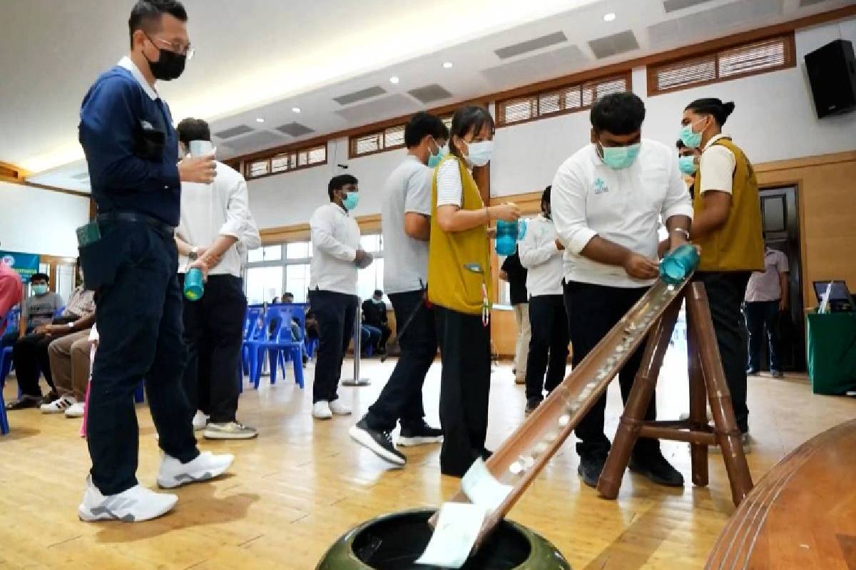 Ceramah Master Cheng Yen: Bekerja Sama dengan Kesatuan Hati demi Tanah Kelahiran Buddha   