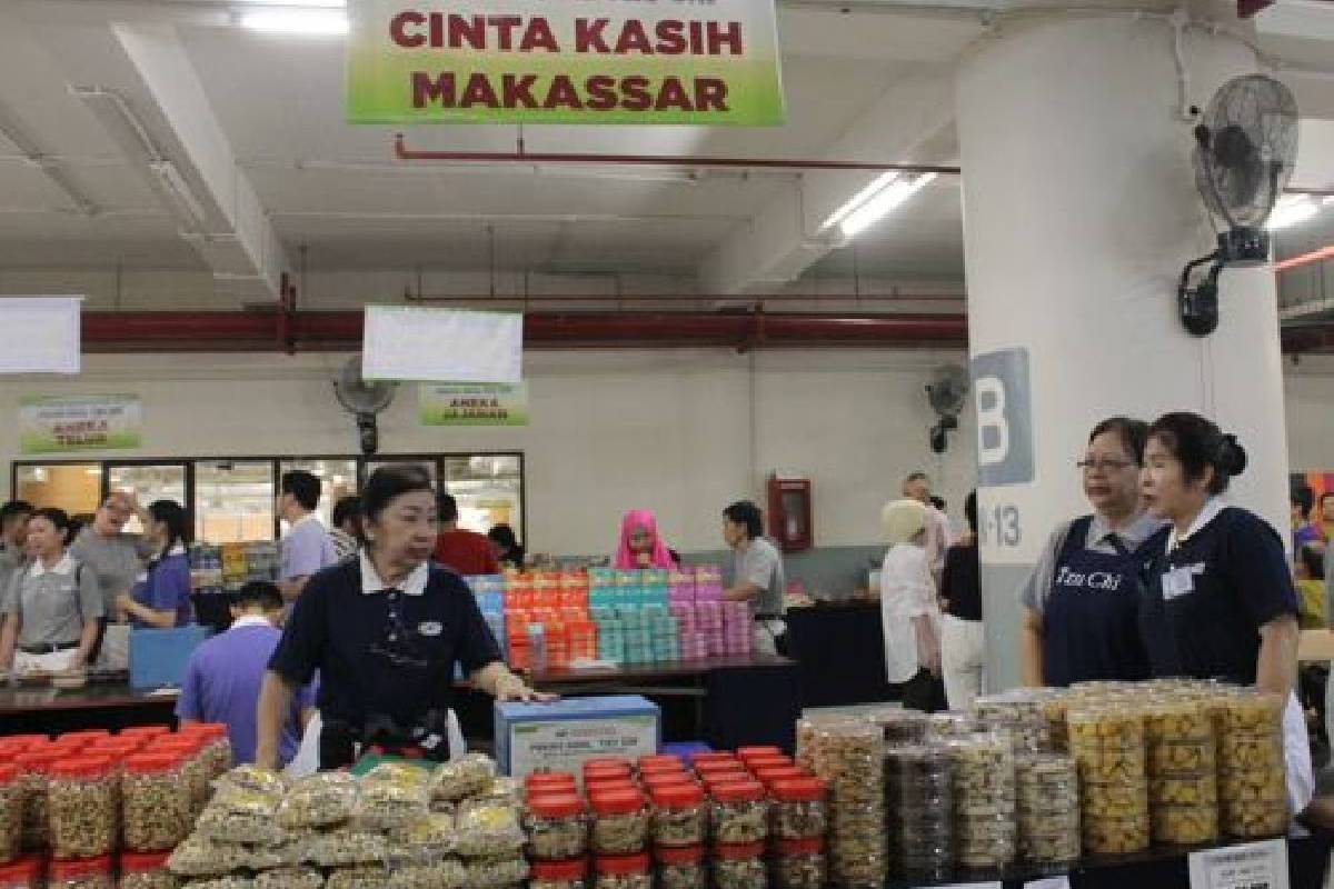 Semangat Cinta Kasih dari Timur 