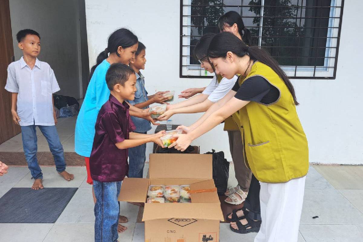 Nasi Kotak Cinta Kasih Muda-Mudi Tzu Chi Pekanbaru