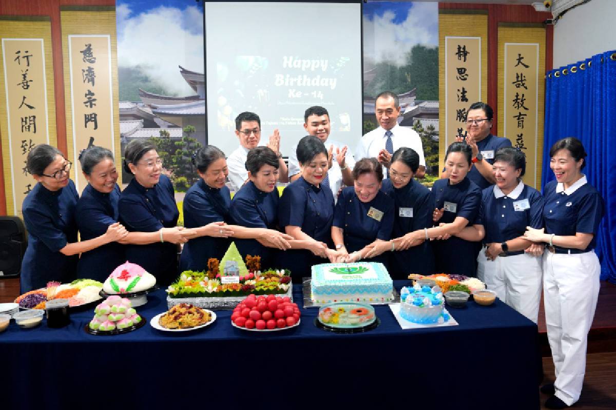 Perayaan Empat Belas Tahun Depo Daur Ulang Mandala yang Meriah 