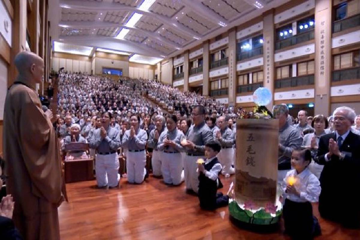 Ceramah Master Cheng Yen: Menciptakan Berkah dan Menyucikan Hati untuk Mengurangi Bencana