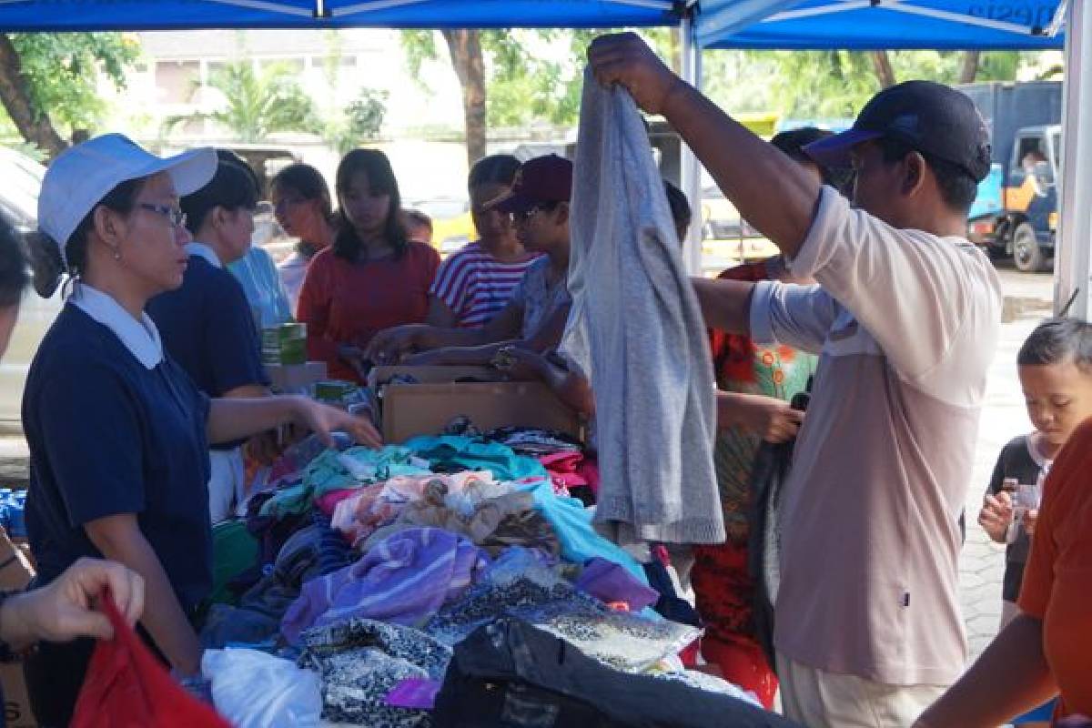 Bazar Murah Menjelang Lebaran