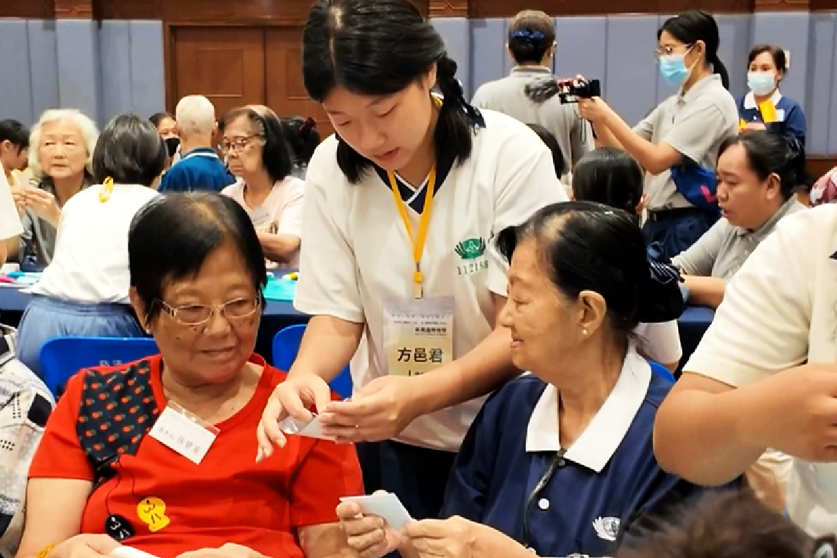 Ceramah Master Cheng Yen: Bertekad Menjalankan Misi Pendidikan dan Mewariskan Pelita Hati