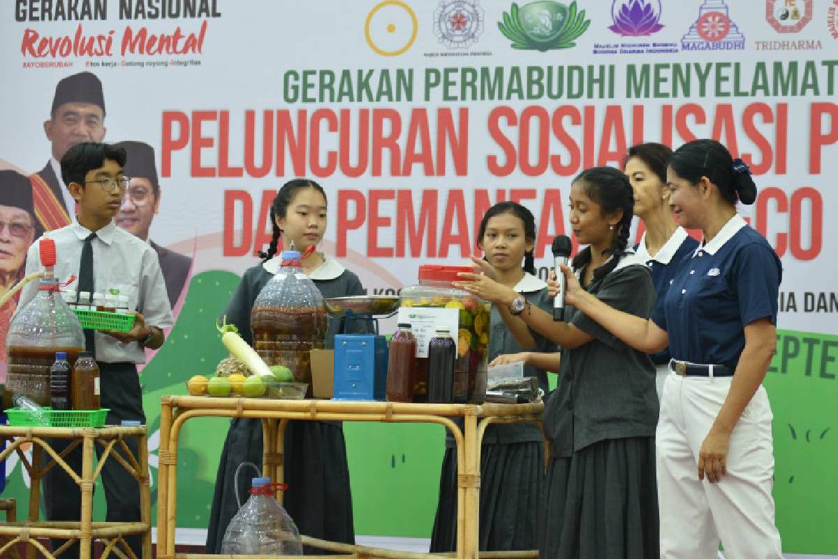 Tzu Chi Ikut Sosialisasikan Pembuatan Eco Enzyme di Kemenko PMK