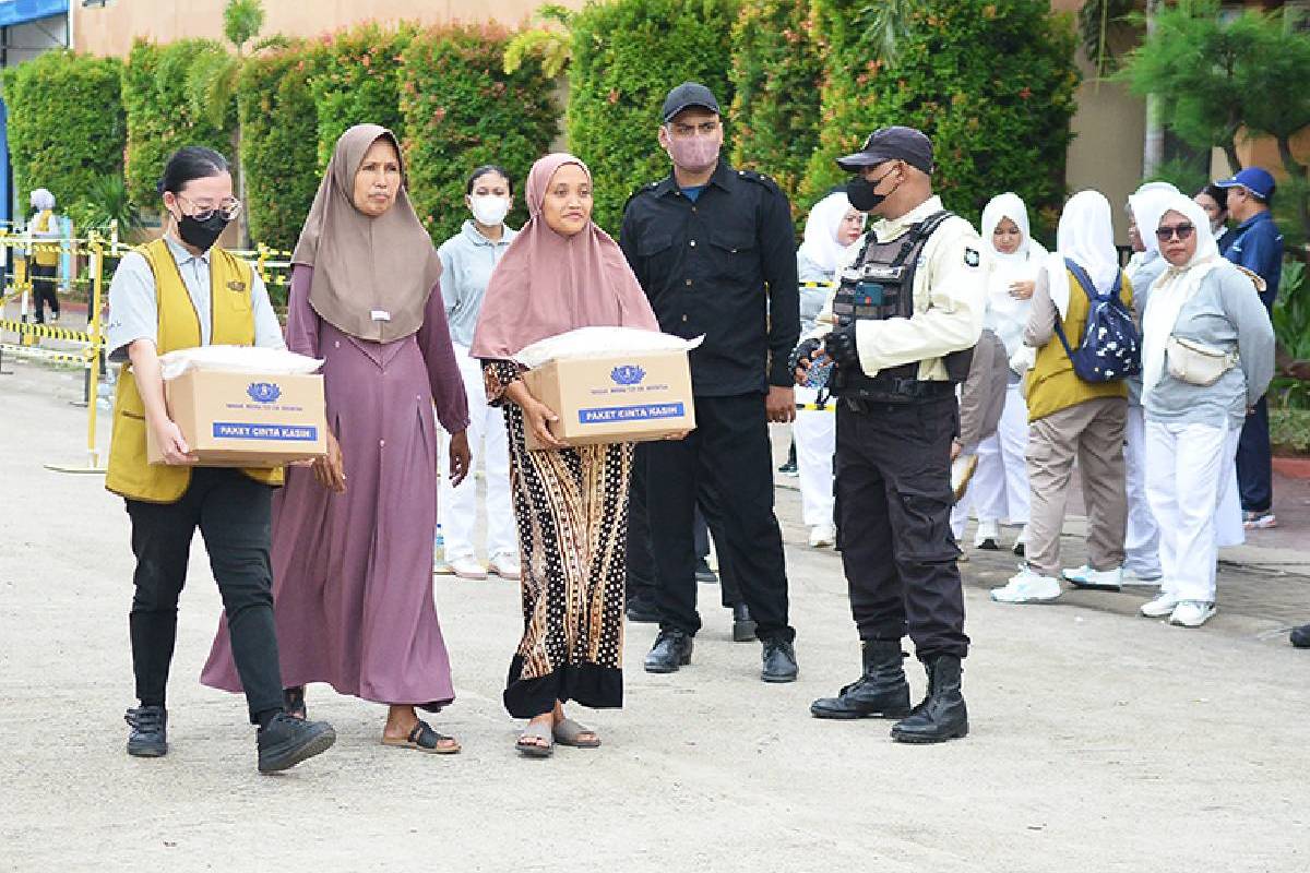 Berbagi dan Tebarkan Cinta Kasih Menjelang Bulan Suci Ramadan