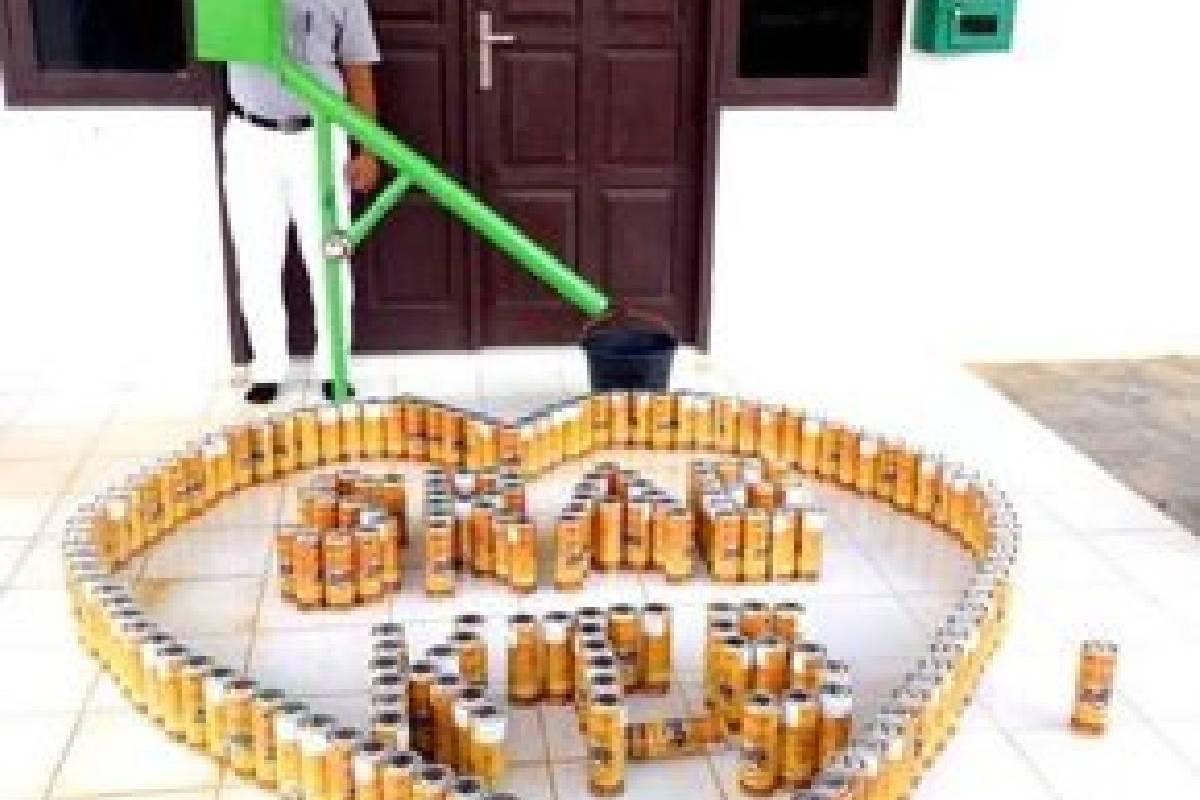 Menjadi Lilin bagi Sesama