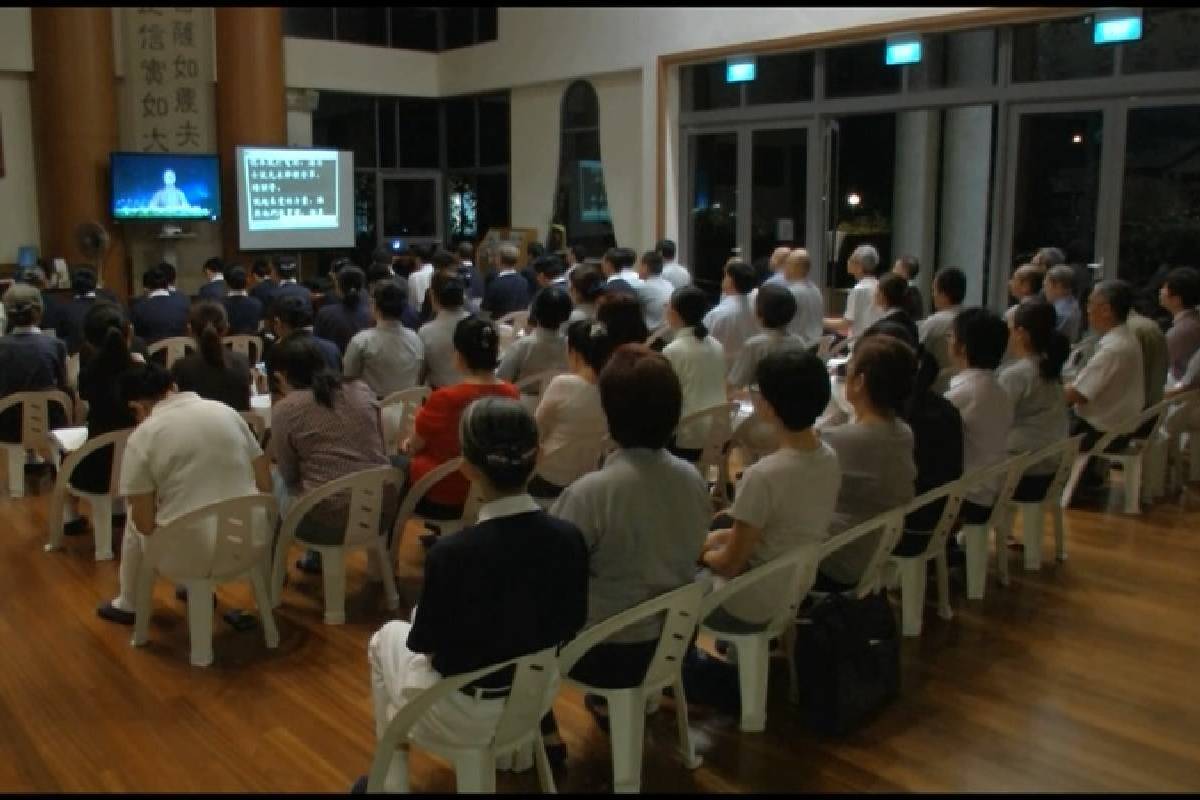 Ceramah Master Cheng Yen: Mewariskan Tekad Guru dari Generasi ke Generasi