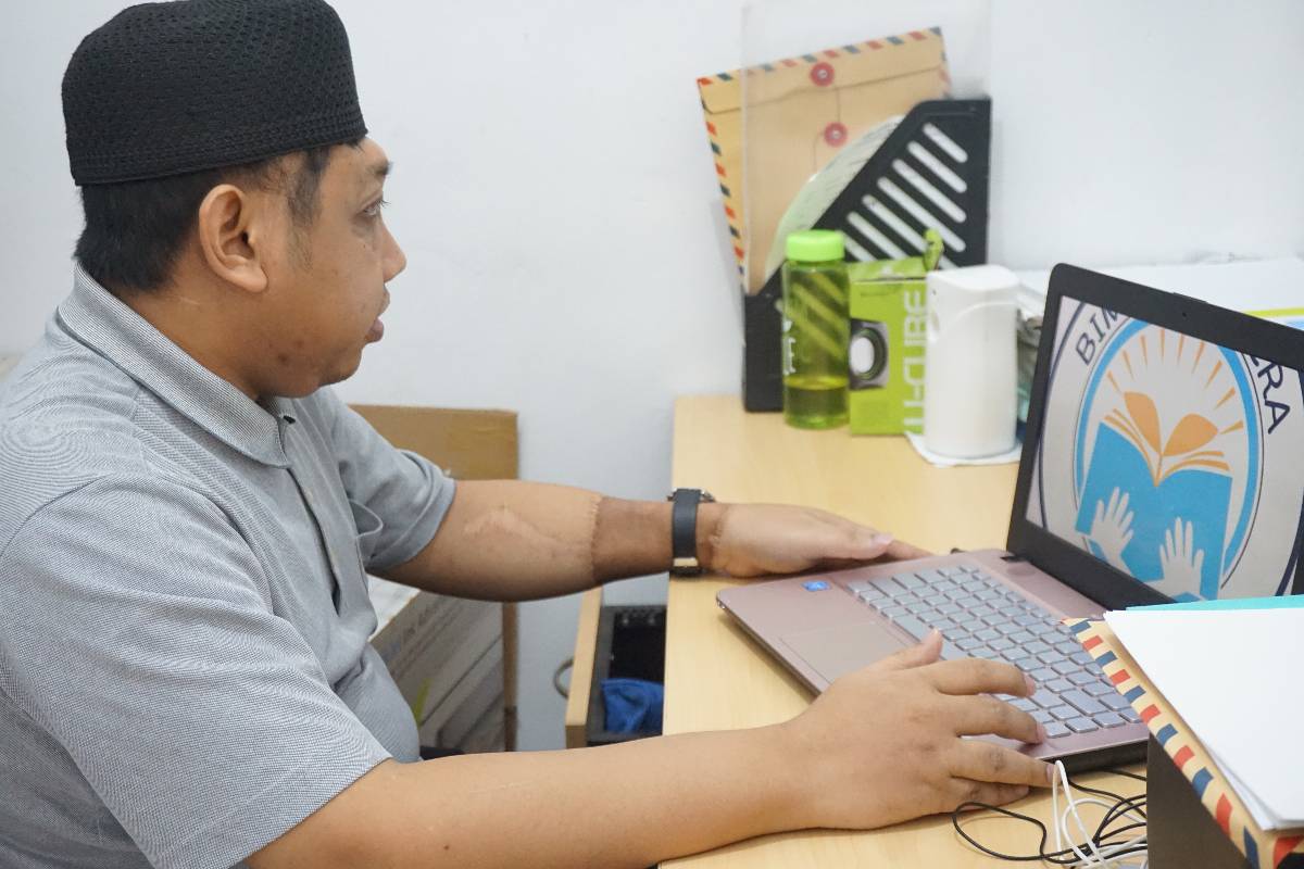 Berbagi Ilmu kepada Para Penyandang Tunanetra Melalui Kanal YouTube