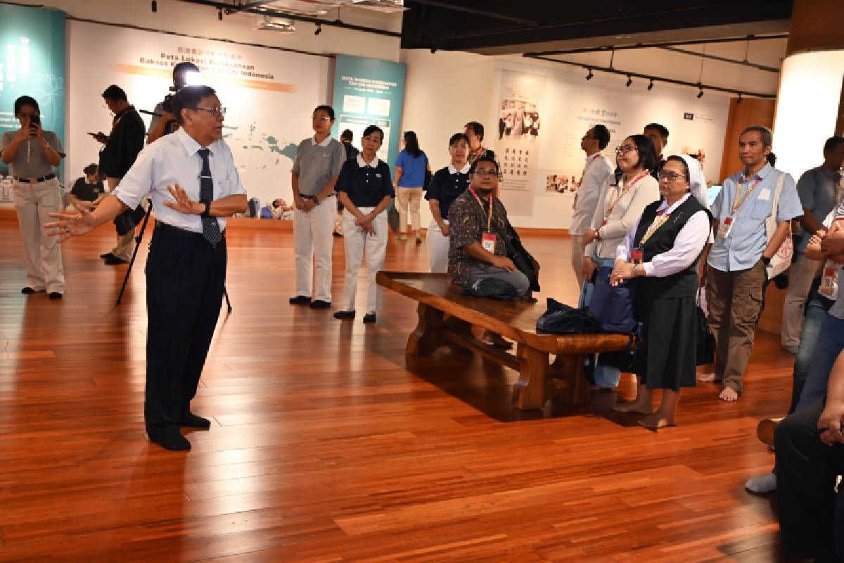 Tzu Chi Indonesia Sambut Hangat Kunjungan Pastor dan Awam Gereja Regio Jawa Plus Keuskupan Agung Jakarta