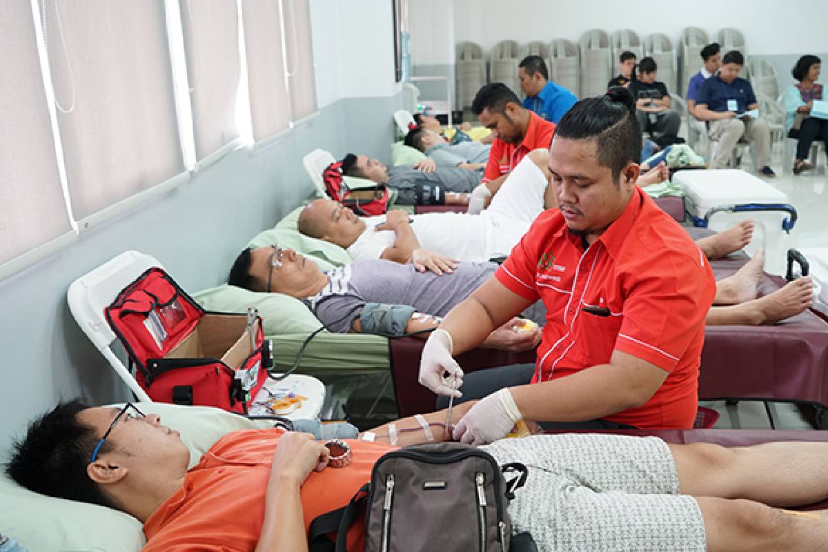 Bersatu dan Bersemangat Mendonorkan Darah di Bulan Ramadan