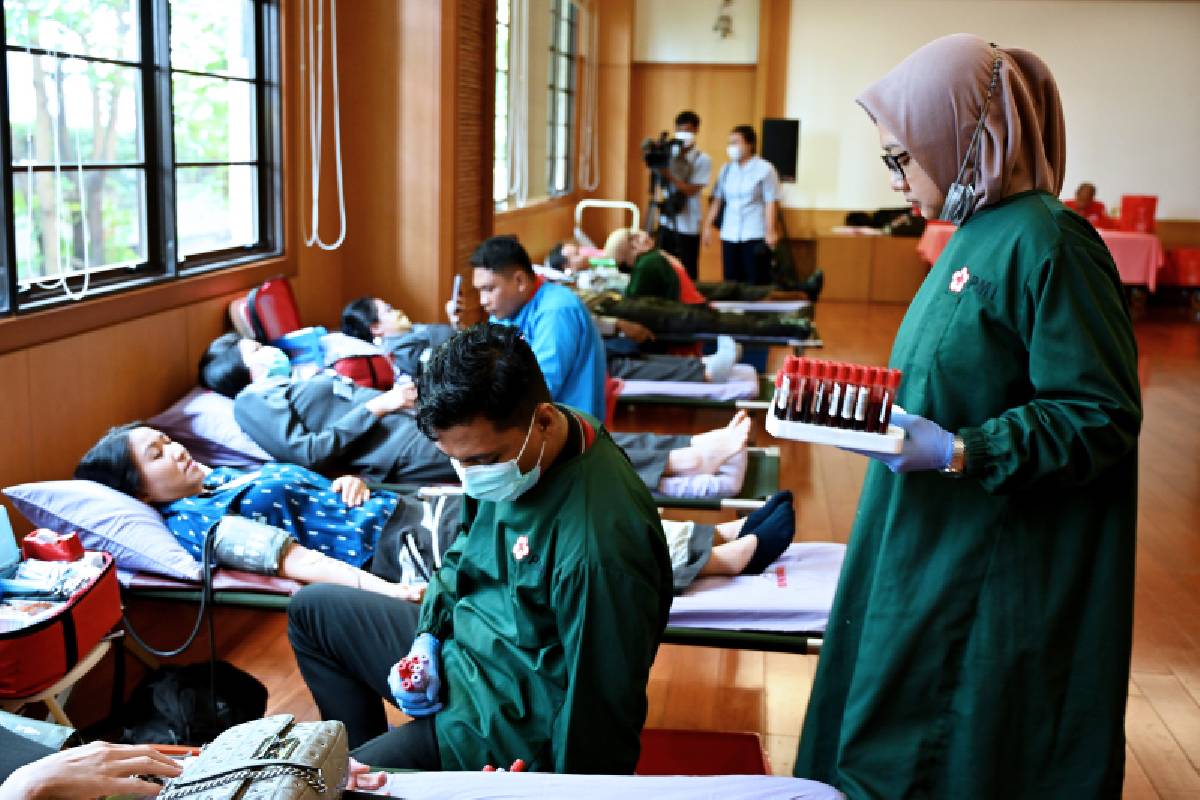 Donor Darah Jadi Rangkaian Menyambut HUT Ke-16 DAAI TV Indonesia