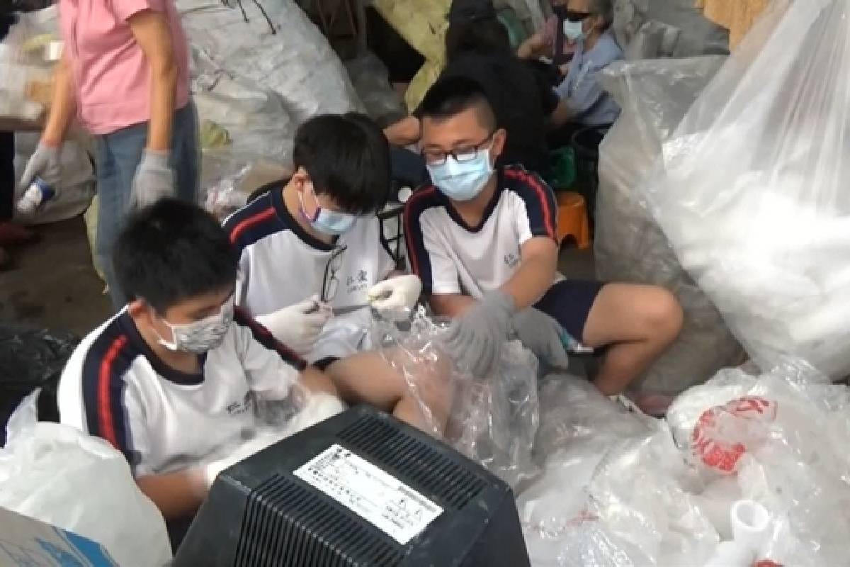 Ceramah Master Cheng Yen: Mewariskan Konsep Daur Ulang dari Generasi ke Generasi