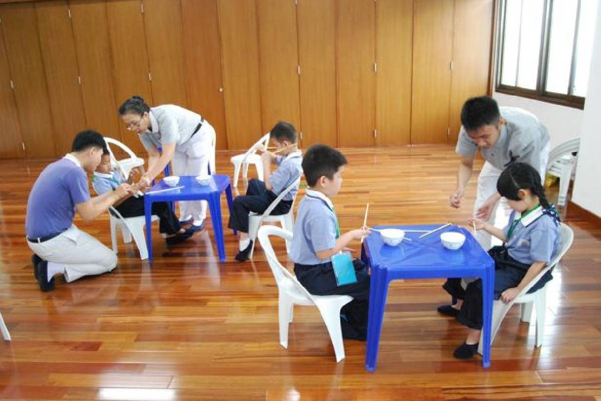 Membangun Prinsip Dasar Humanis Tzu Chi Sejak Dini