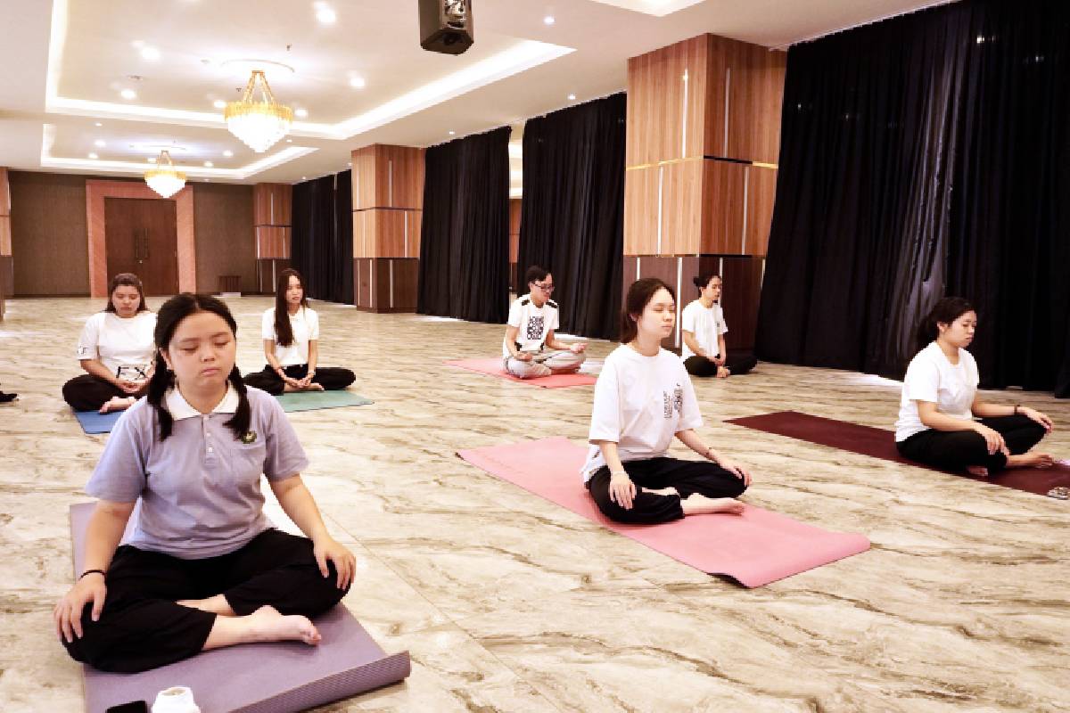 Menyelaraskan Tubuh dan Pikiran: Yoga dan Meditasi untuk Generasi Muda