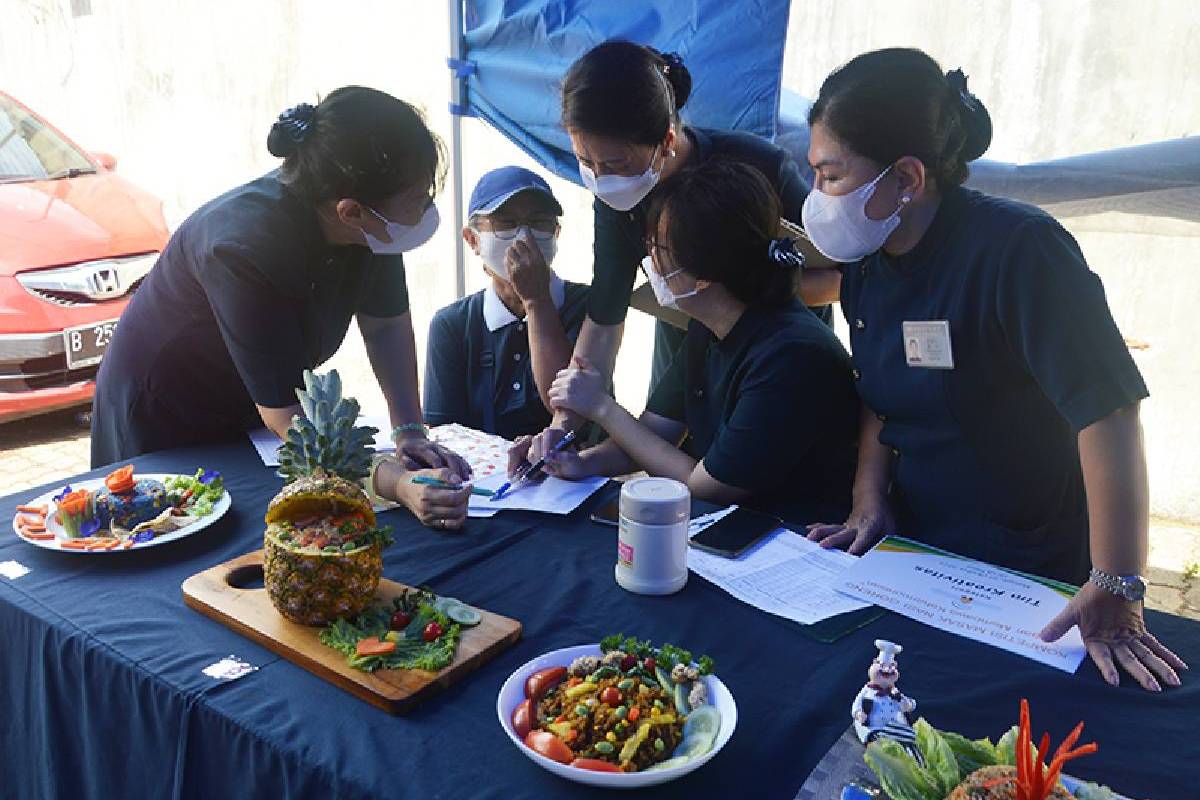 Lomba Memasak Membawa Keharmonisan