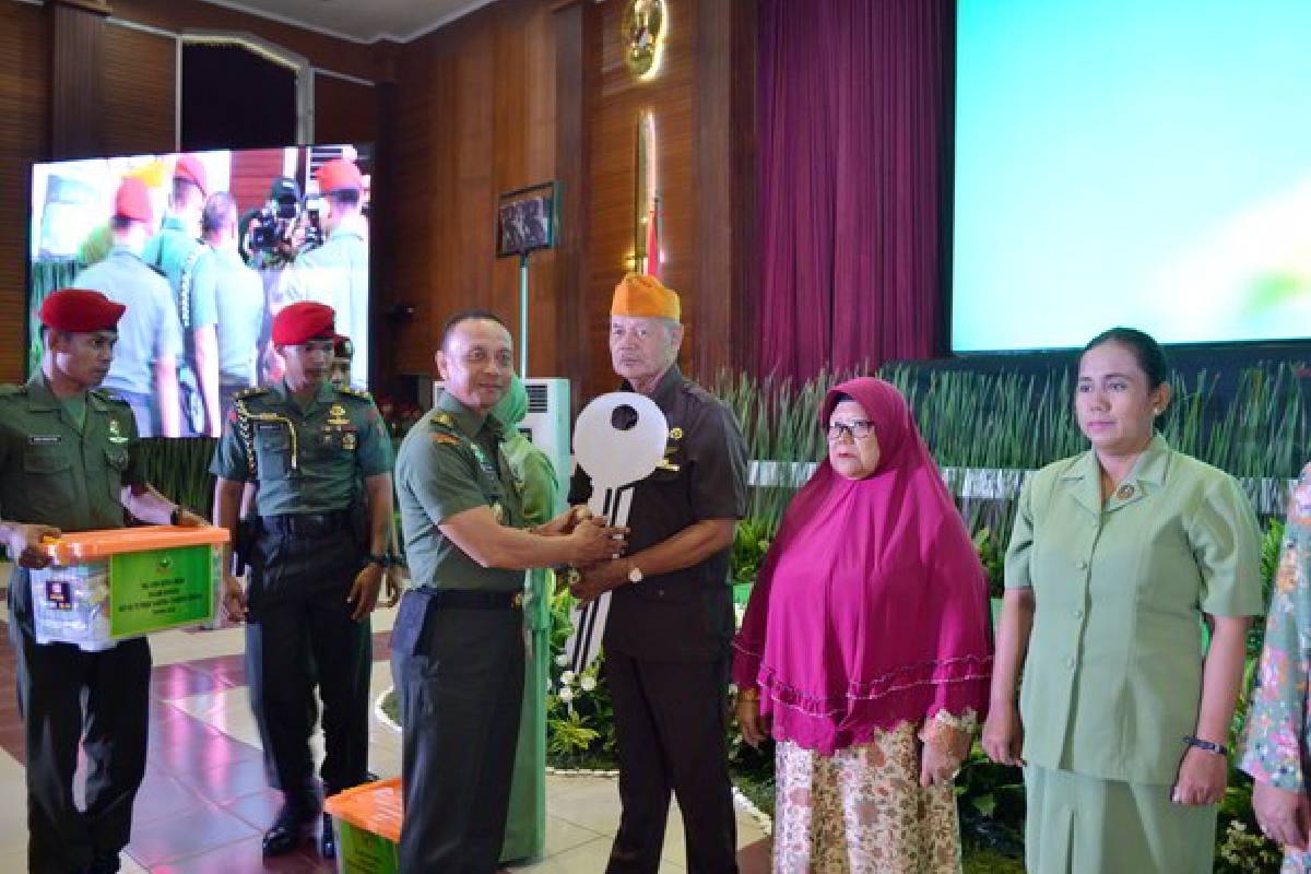 Tzu Chi Merenovasi Rumah Mereka yang Berjasa