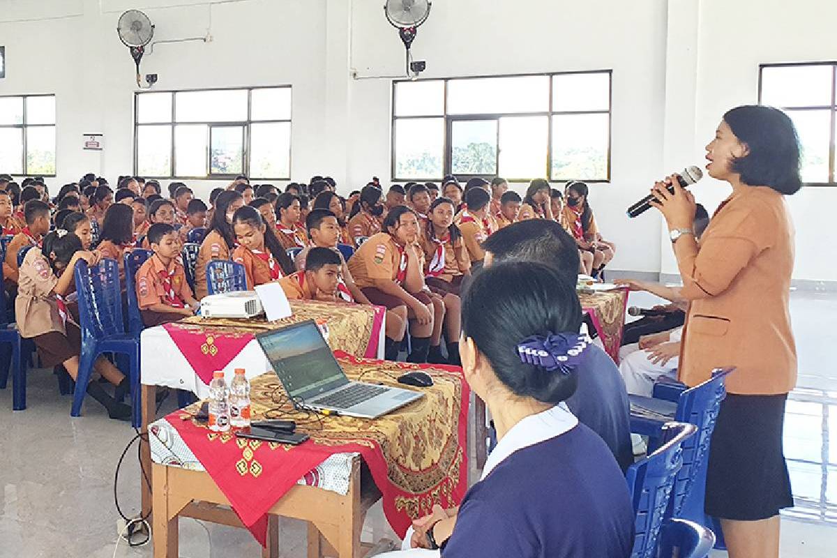 Setiap Orang Adalah Teladan Pelestarian Lingkungan