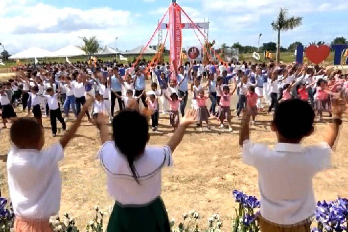 Ceramah Master Cheng Yen: Menyebarkan Dharma di Seluruh Dunia