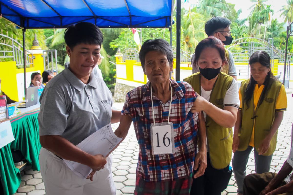 Tahap Terakhir Baksos Degeneratif, Lansia Teluk Setimbul Rasakan Manfaat