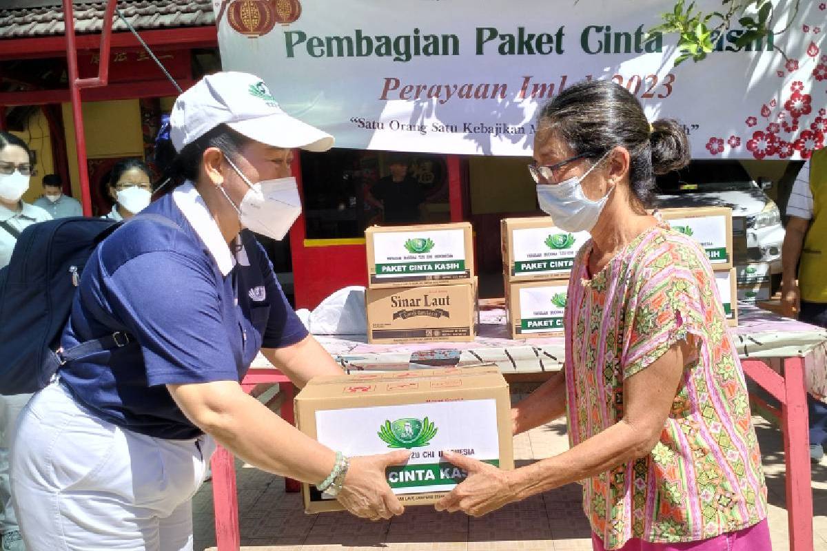 Paket Sembako untuk Menyambut Tahun Baru Imlek di Wilayah Lampung