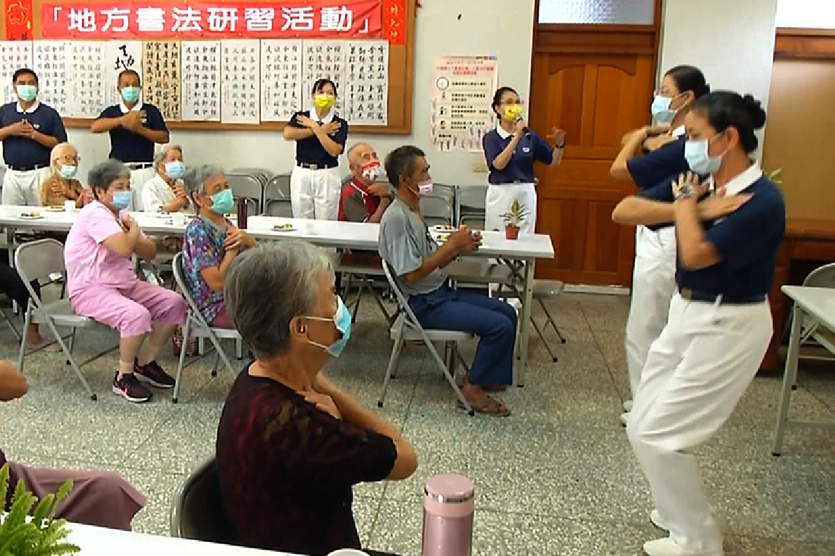 Ceramah Master Cheng Yen: Dharma bagai Embun yang Membasahi Bumi   