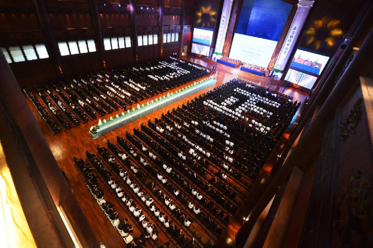 Perayaan Waisak Tzu Chi Tahun 2025 