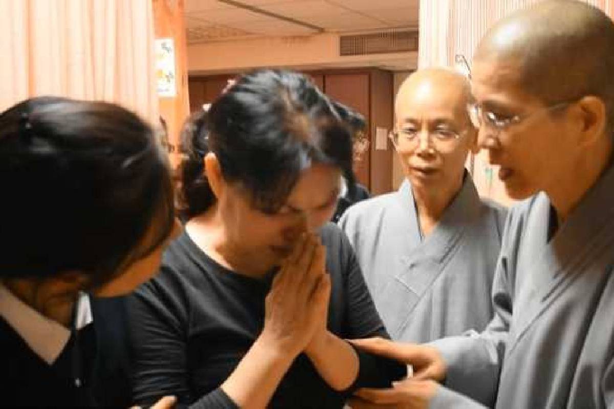Ceramah Master Cheng Yen: Bantuan bagi Korban Kecelakaan Kereta Api di Taiwan 