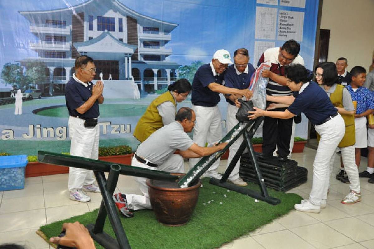 Jalinan Kasih Antarsesama Membawa Kebaikan