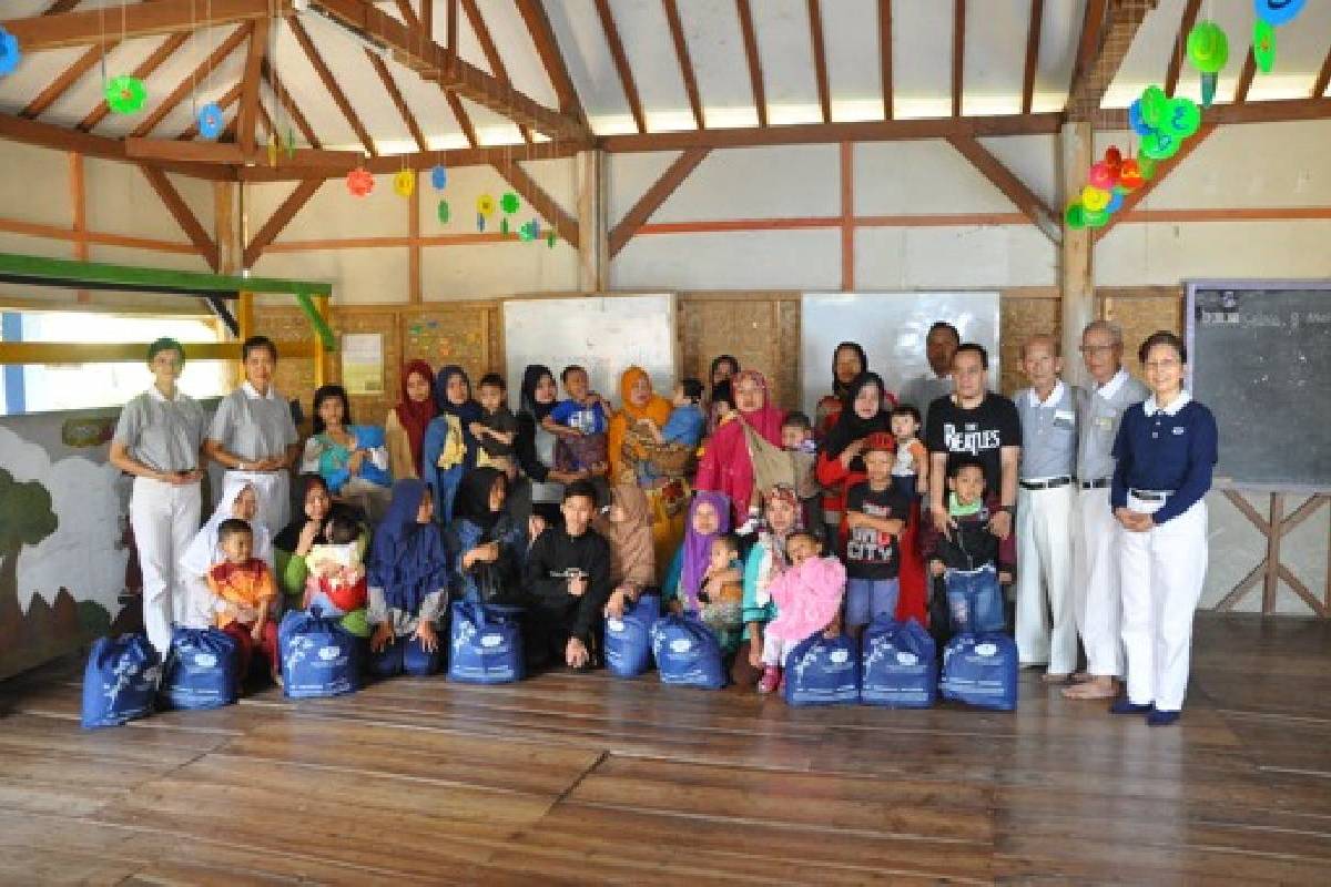 Bingkisan Lebaran Bagi Pasien di Maruyung