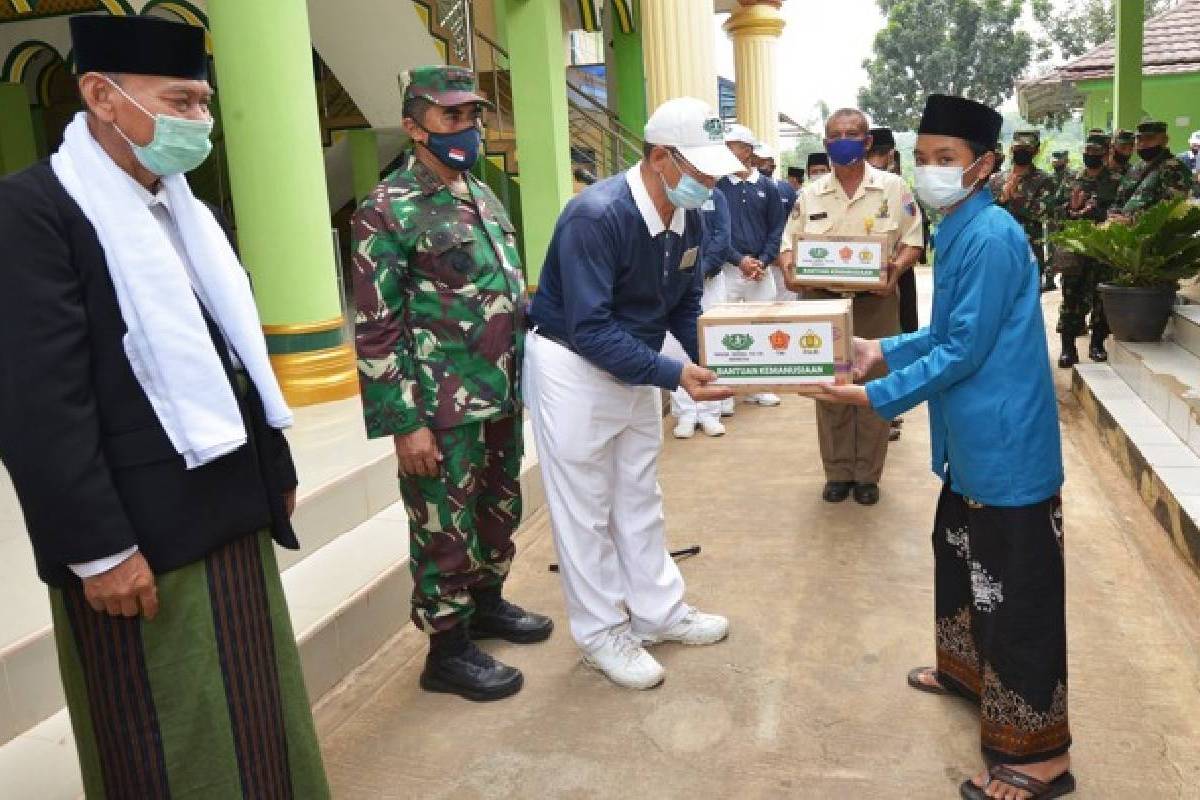 Potret Cinta Kasih Universal di Tengah Pandemi