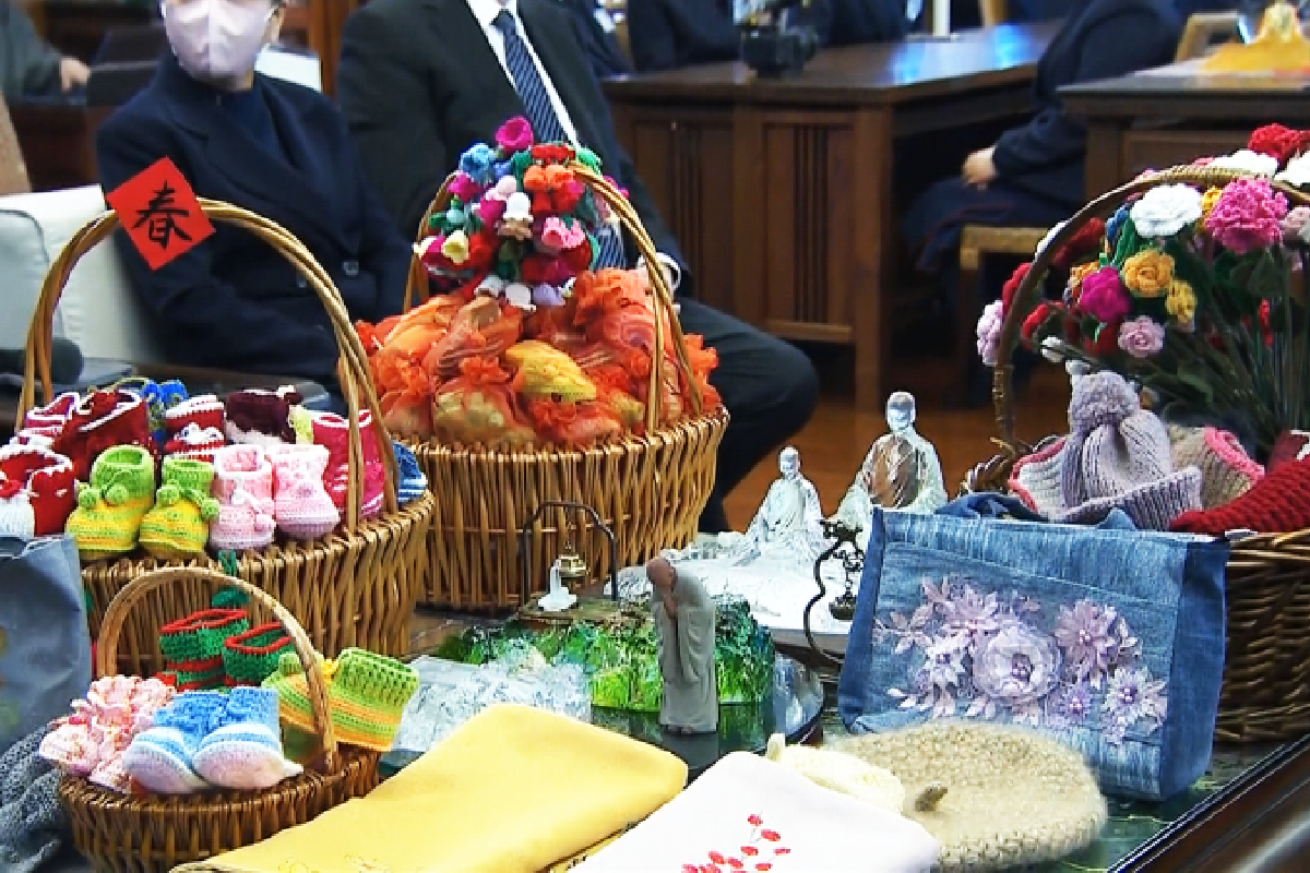 Ceramah Master Cheng Yen: Memutar Roda Dharma dengan Keterampilan Tangan dan Kebijaksanaan   